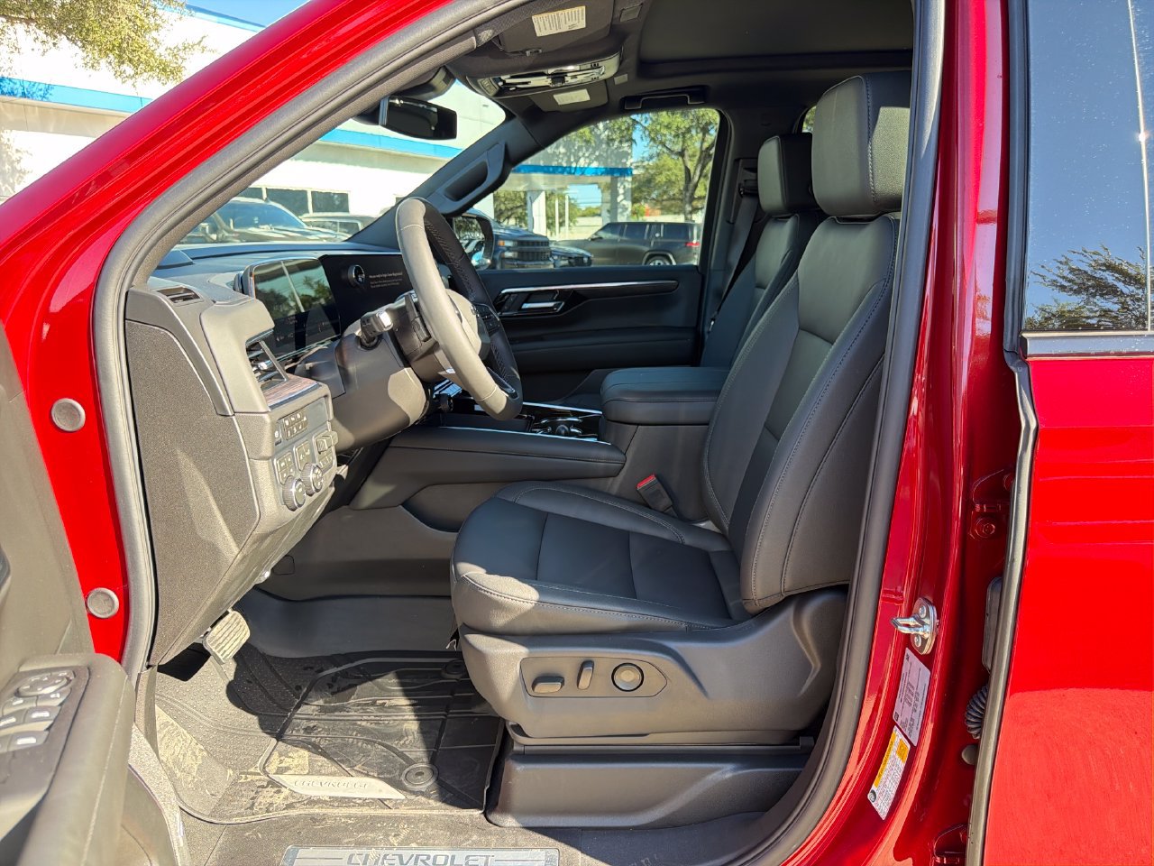 2026 Chevrolet Suburban Z71 SUV, photo 10