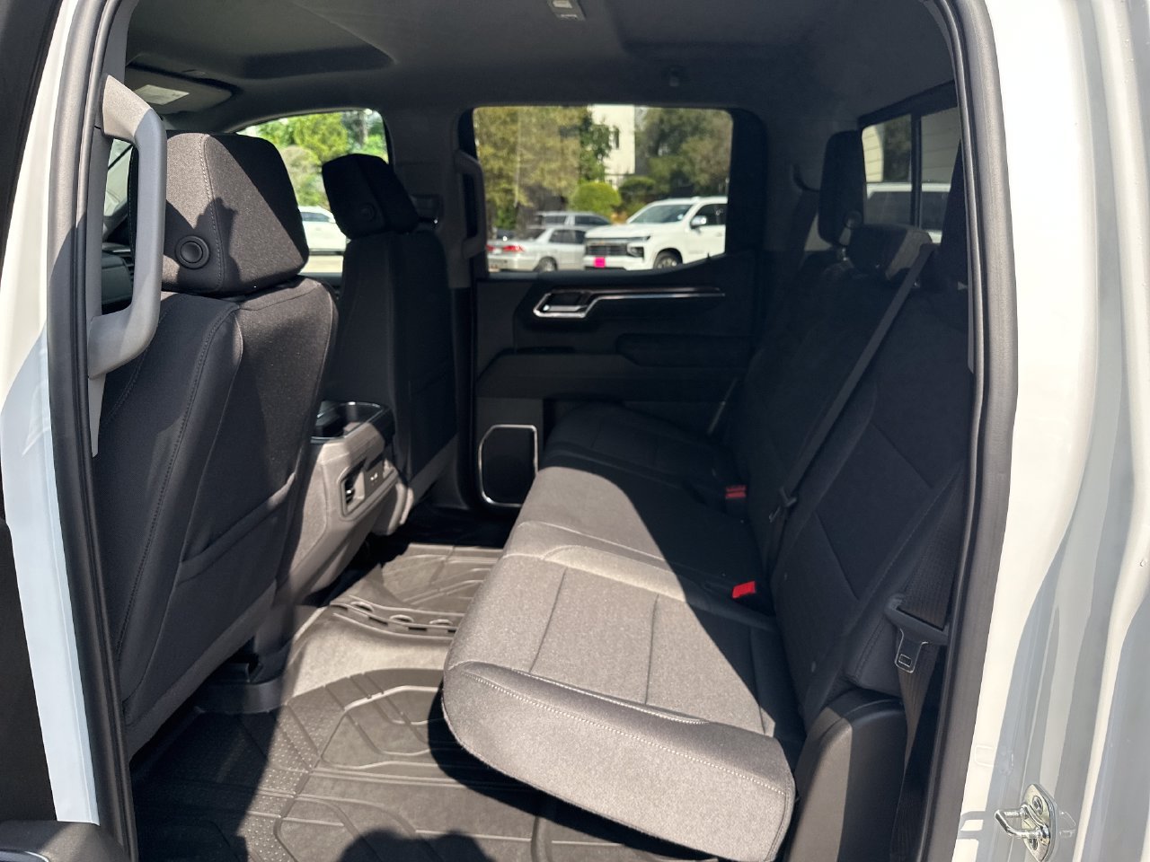 2026 Chevrolet Silverado 1500 LT - Photo 27