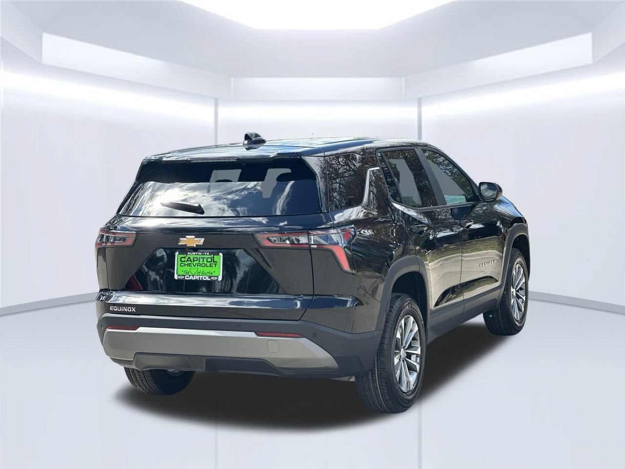 2027 Chevrolet Equinox LT - Photo 6