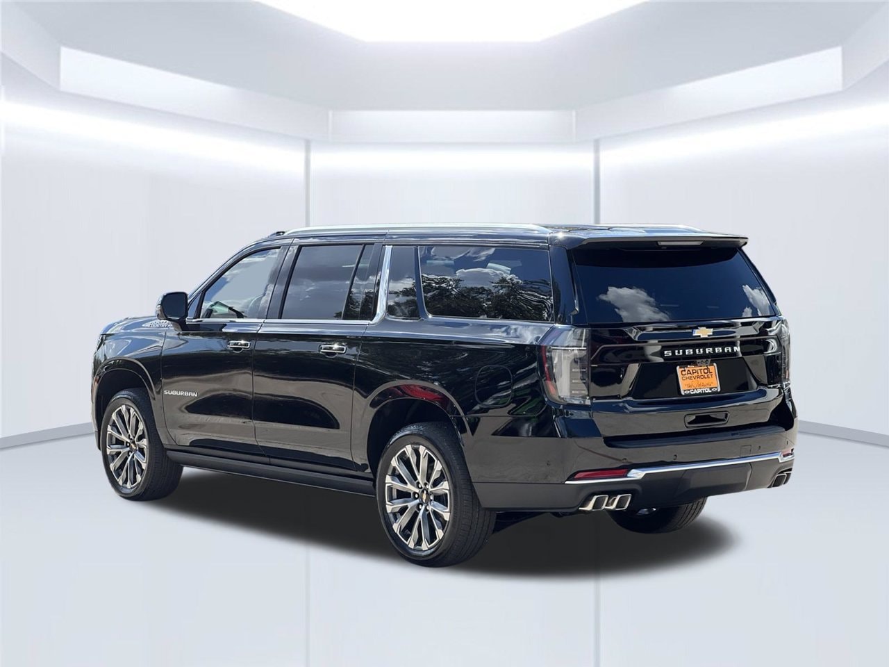 2026 Chevrolet Suburban High Country, photo 4
