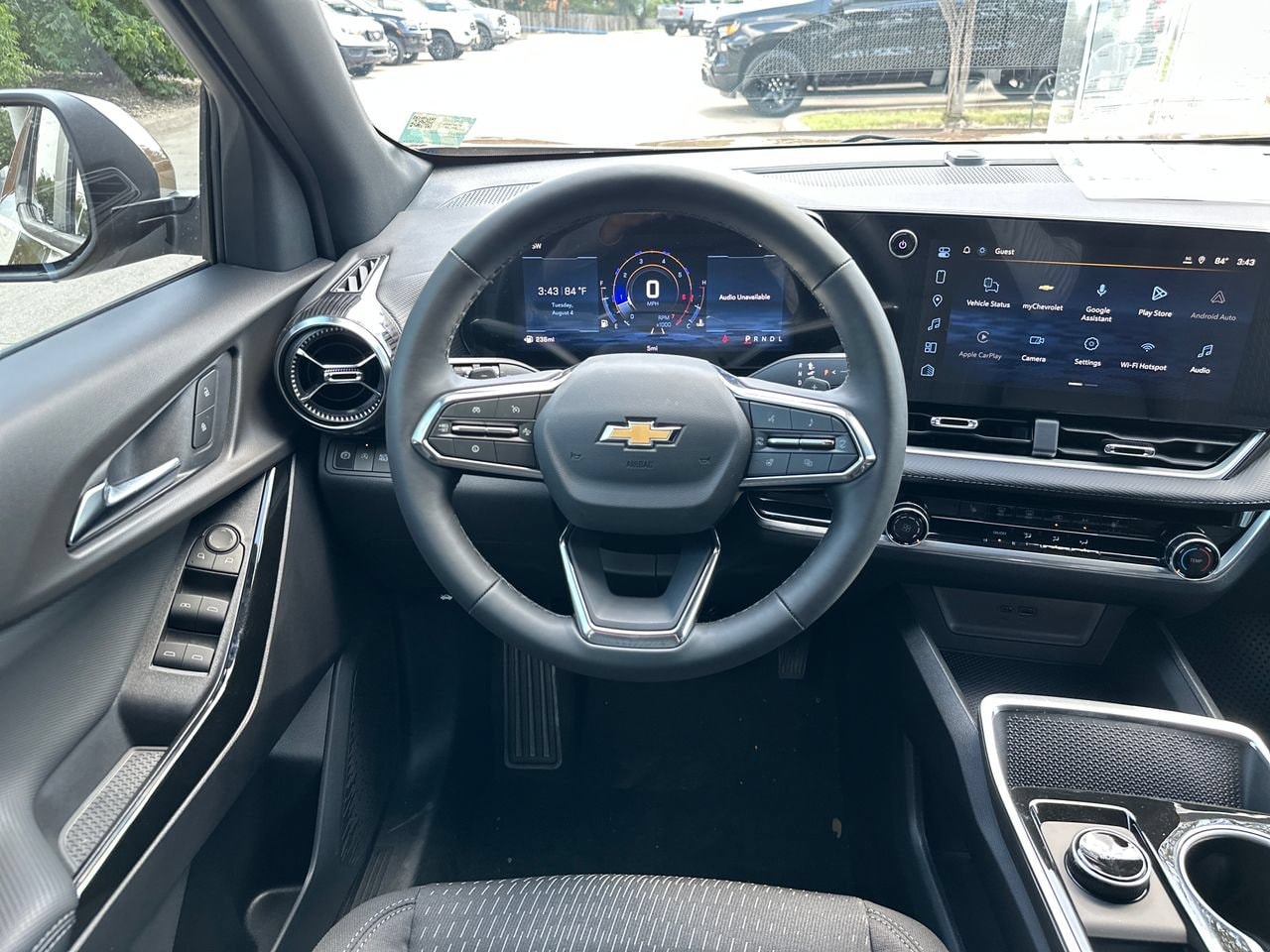 2027 Chevrolet Equinox LT SUV, photo 13