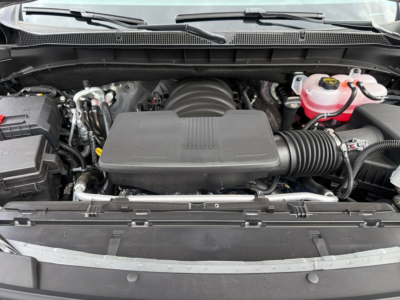 2026 Chevrolet Suburban LT SUV, photo 23