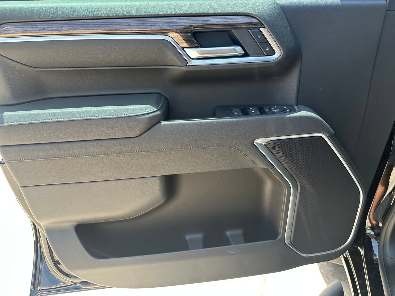 2026 Chevrolet Silverado 1500 RST Truck, photo 10
