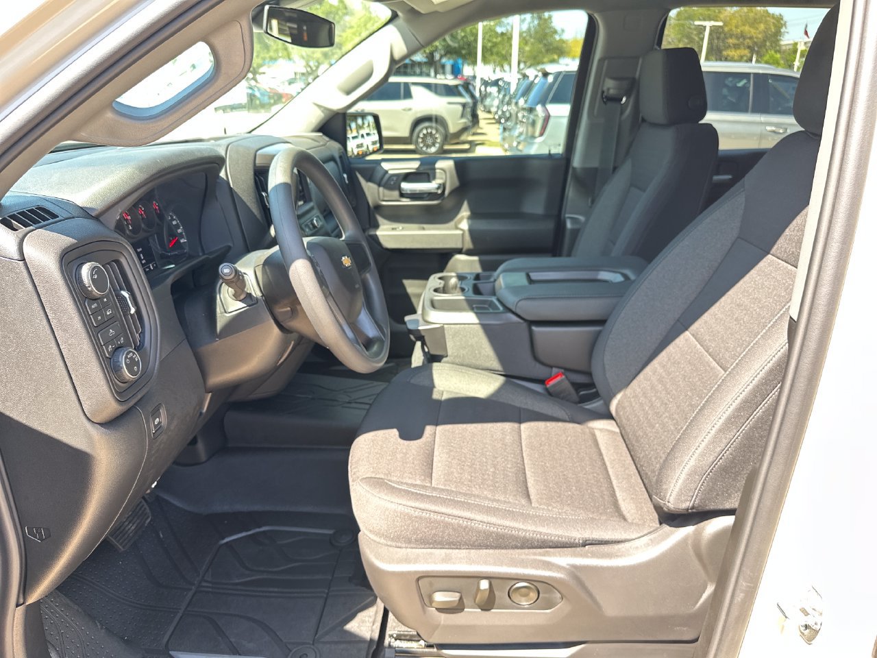 2026 Chevrolet Silverado 1500 Custom - Photo 10