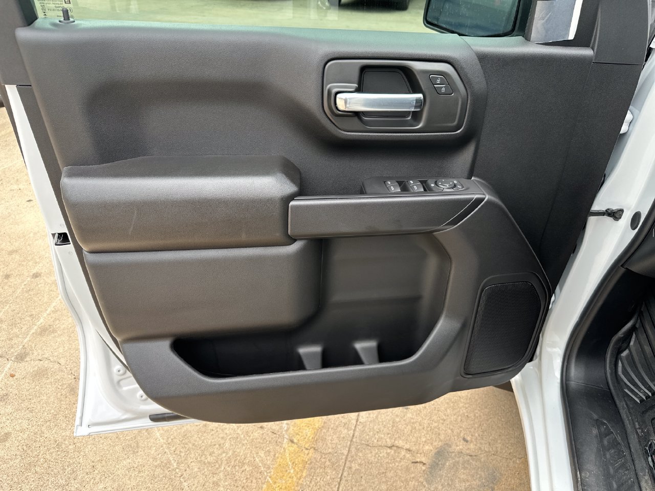 2026 Chevrolet Silverado 1500 Custom - Photo 11