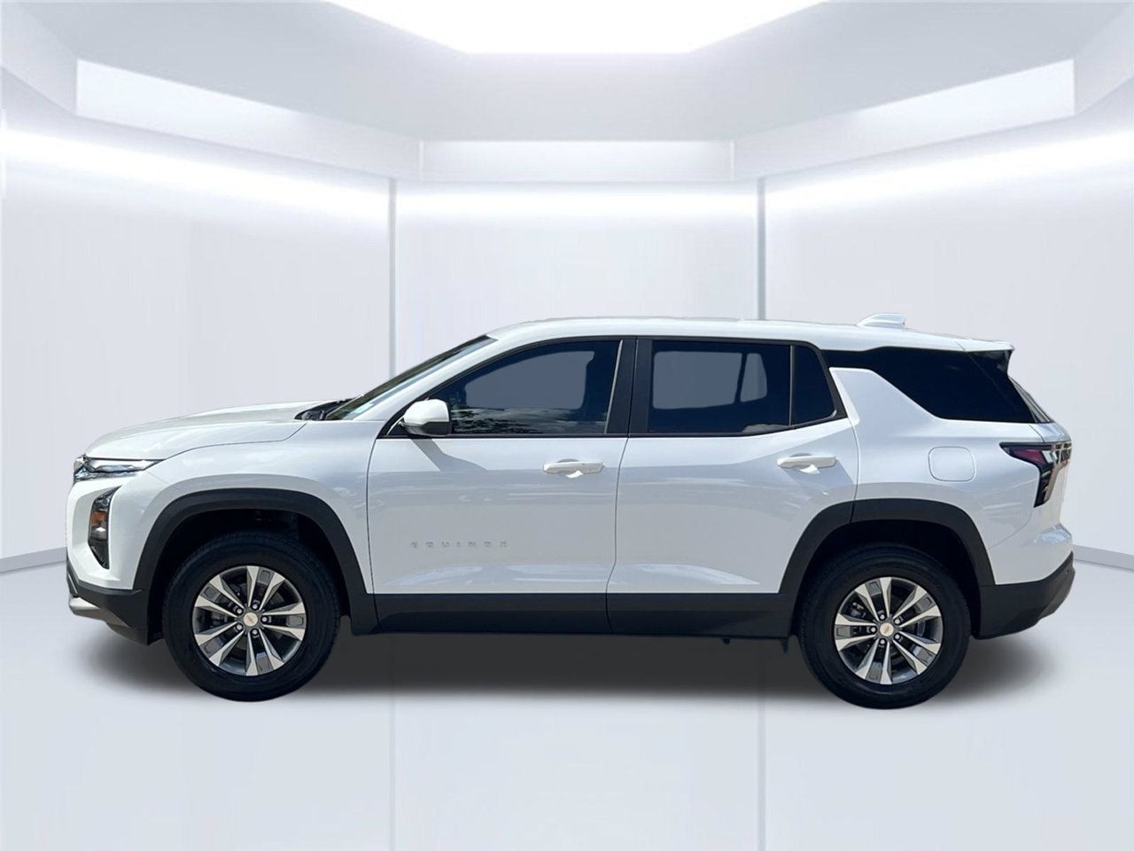 2027 Chevrolet Equinox LT SUV, photo 3