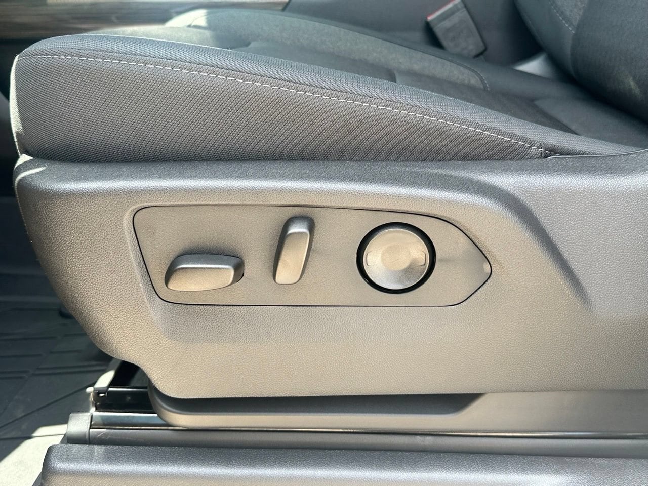 2026 Chevrolet Silverado 1500 LT Truck, photo 23