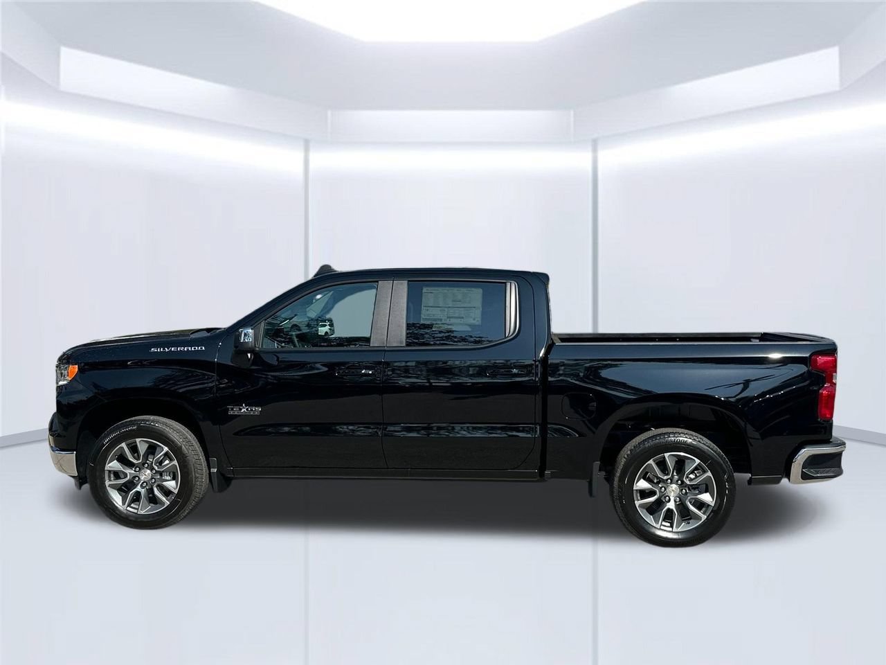 2026 Chevrolet Silverado 1500 LT, photo 2