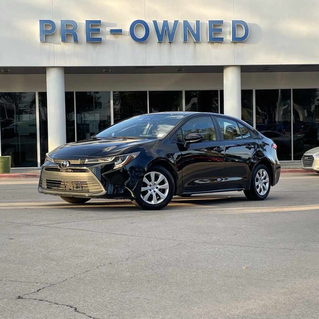Used 2024 Toyota Corolla LE Sedan