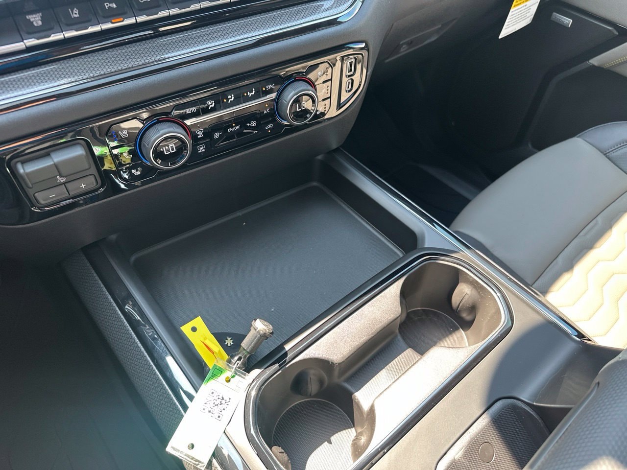 2026 Chevrolet Silverado 2500 HD ZR2 Truck, photo 22