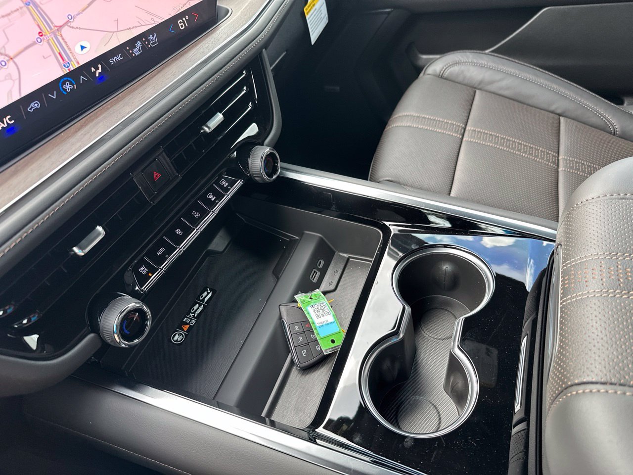 2026 Chevrolet Suburban High Country, photo 23