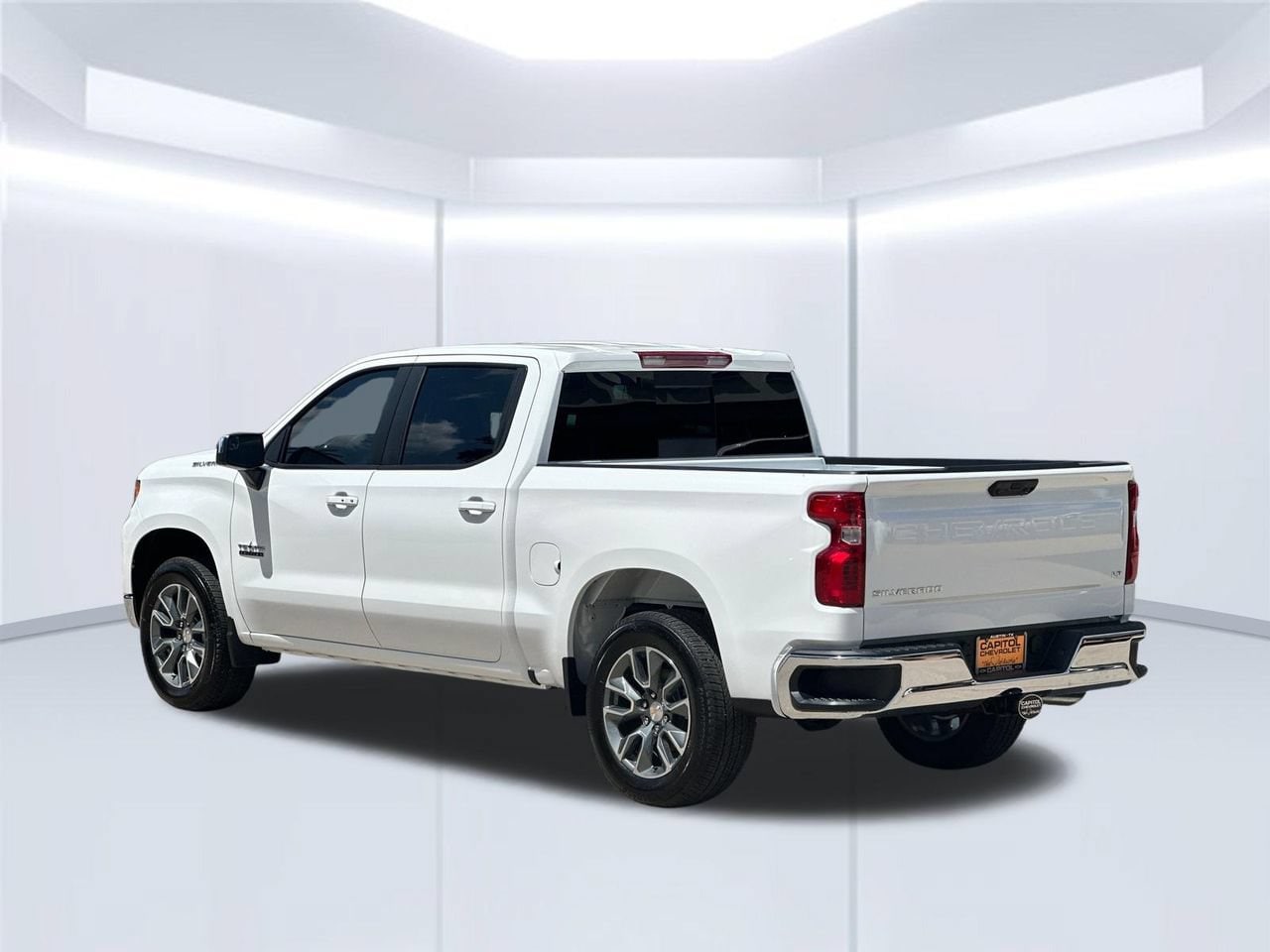 2026 Chevrolet Silverado 1500 LT Truck, photo 3