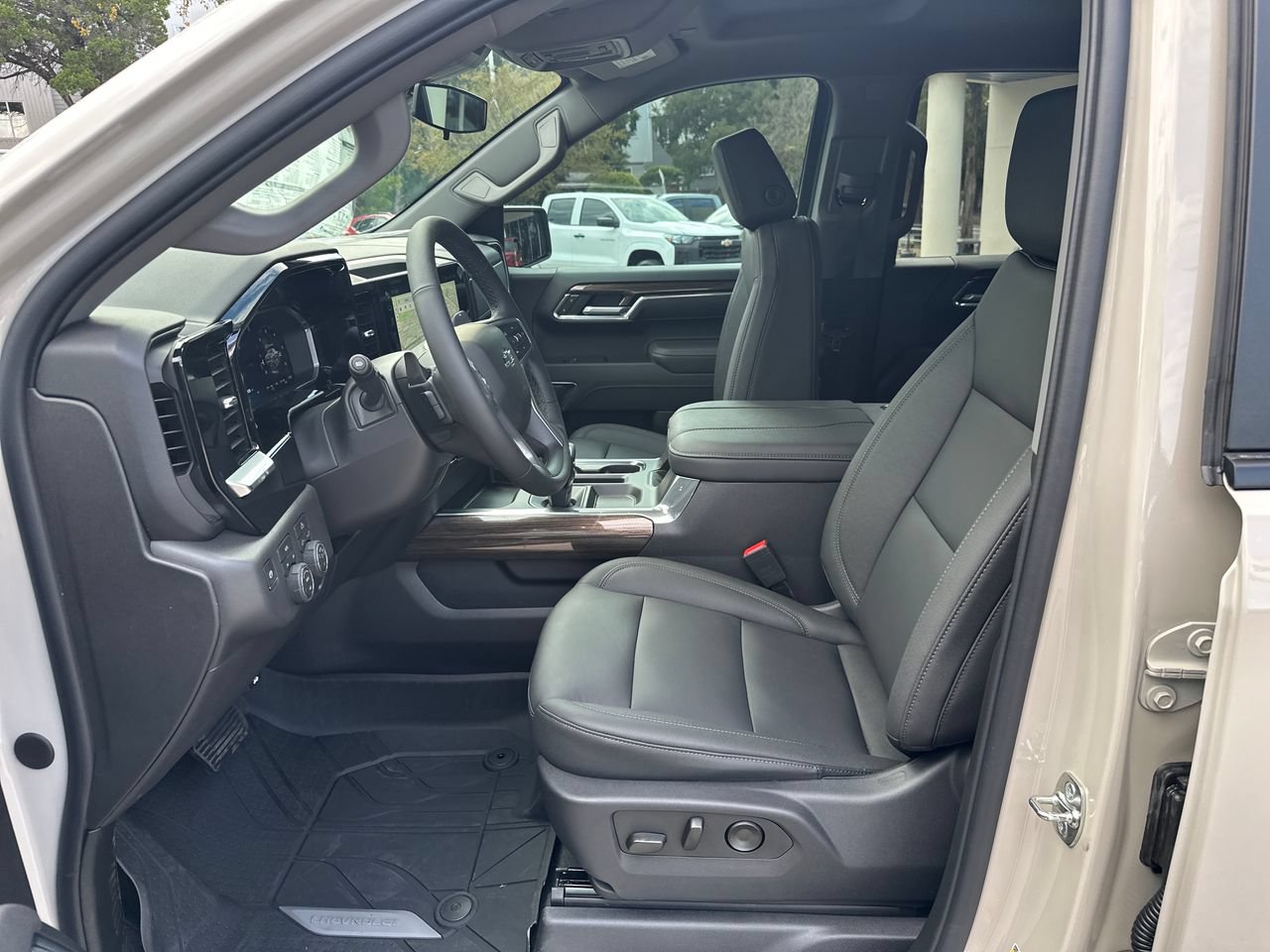 2026 Chevrolet Silverado 1500 RST Truck, photo 19