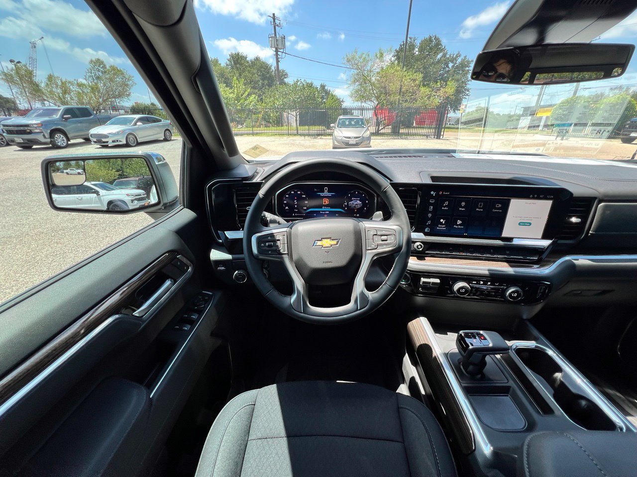 2026 Chevrolet Silverado 1500 LT - Photo 14