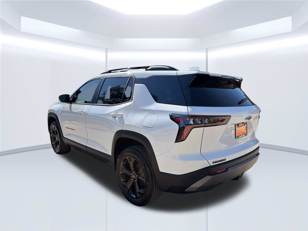 2027 Chevrolet Equinox LT - Photo 3