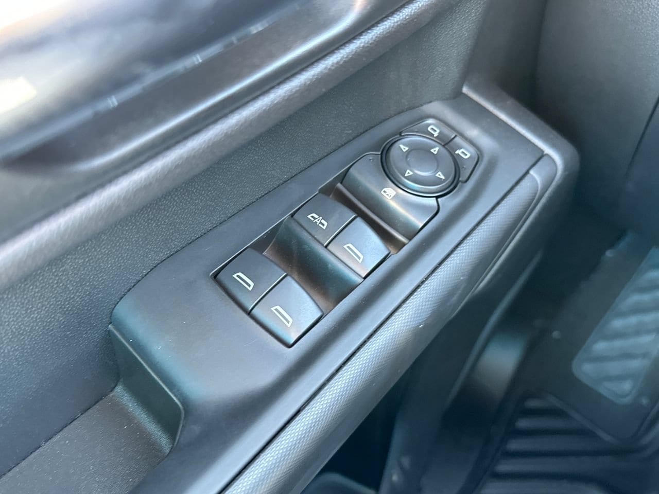 2026 Chevrolet Silverado 1500 Custom Trail Boss Truck, photo 10