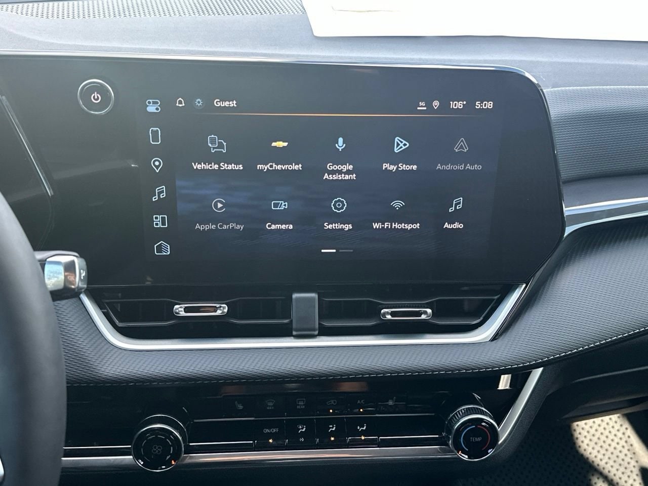 2027 Chevrolet Equinox LT - Photo 18