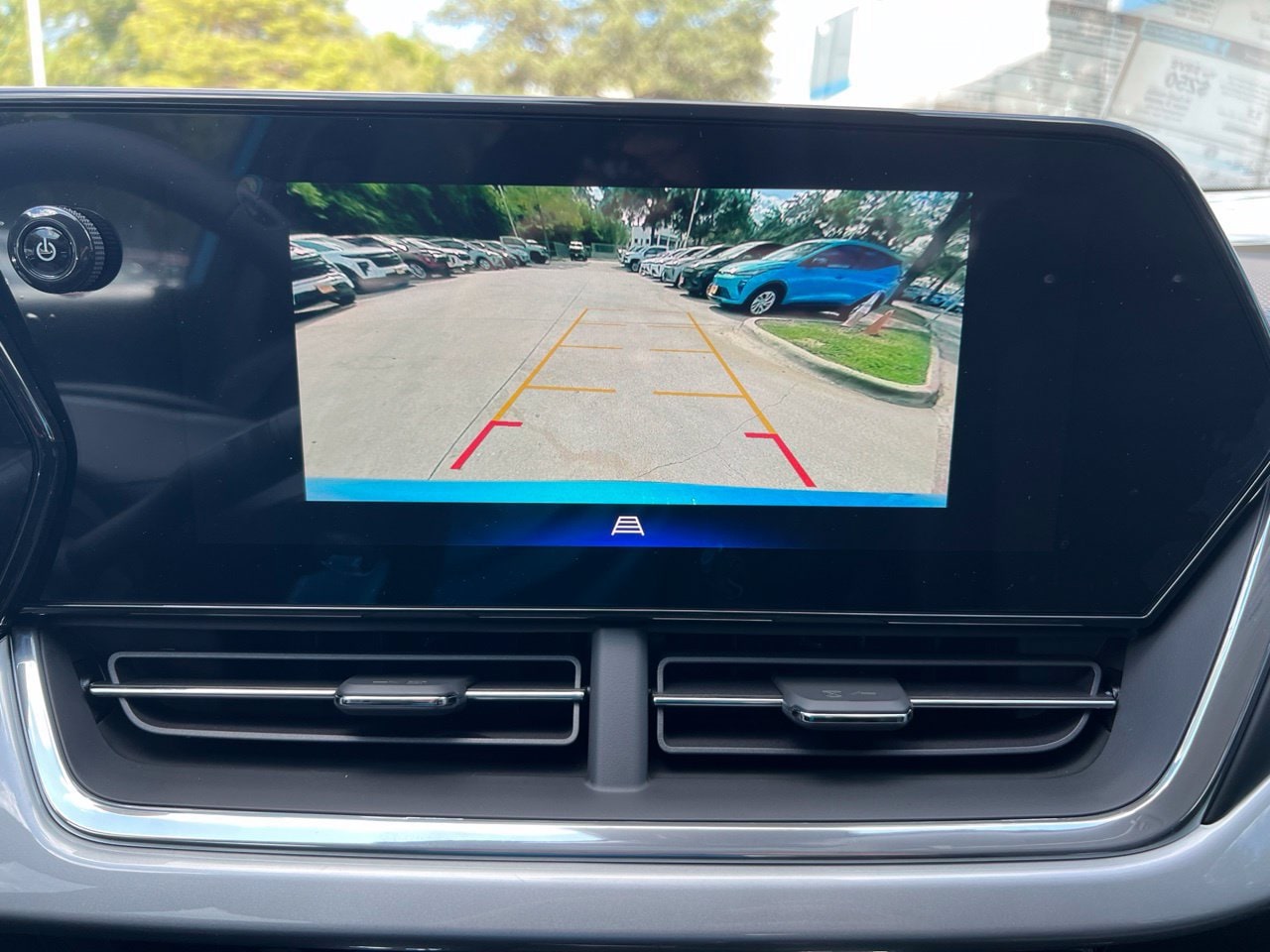 2026 Chevrolet Trax LT - Photo 20