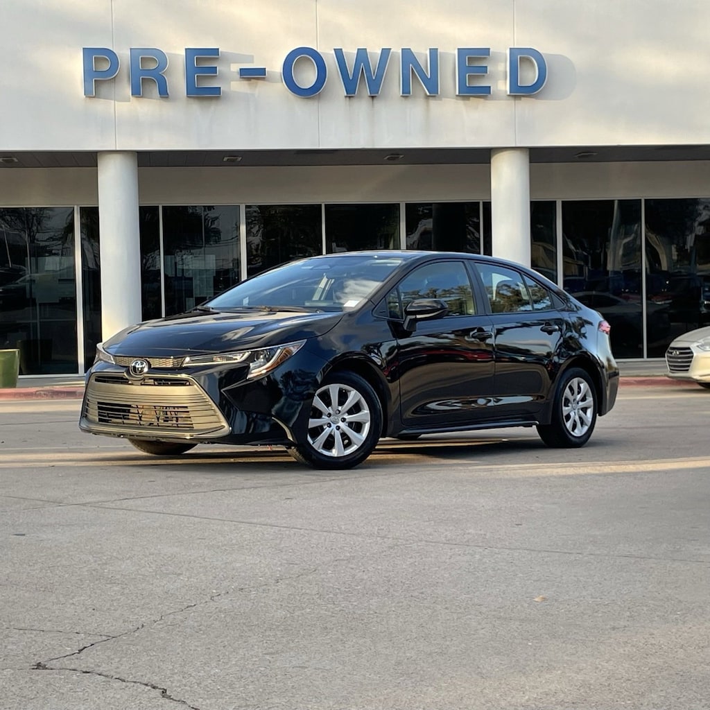 Used 2024 Toyota Corolla LE Sedan