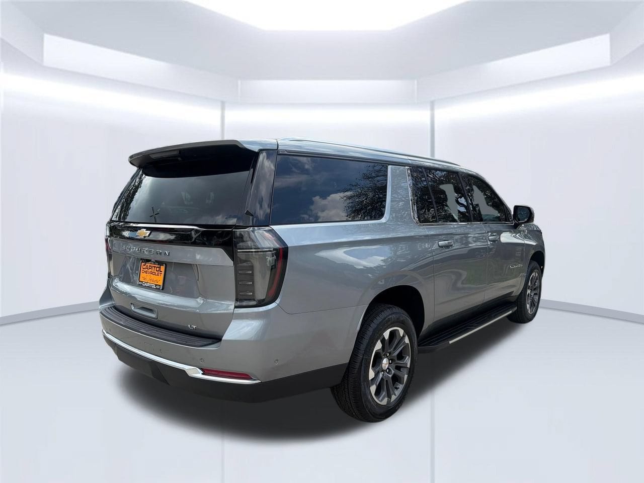 2026 Chevrolet Suburban LT SUV, photo 6
