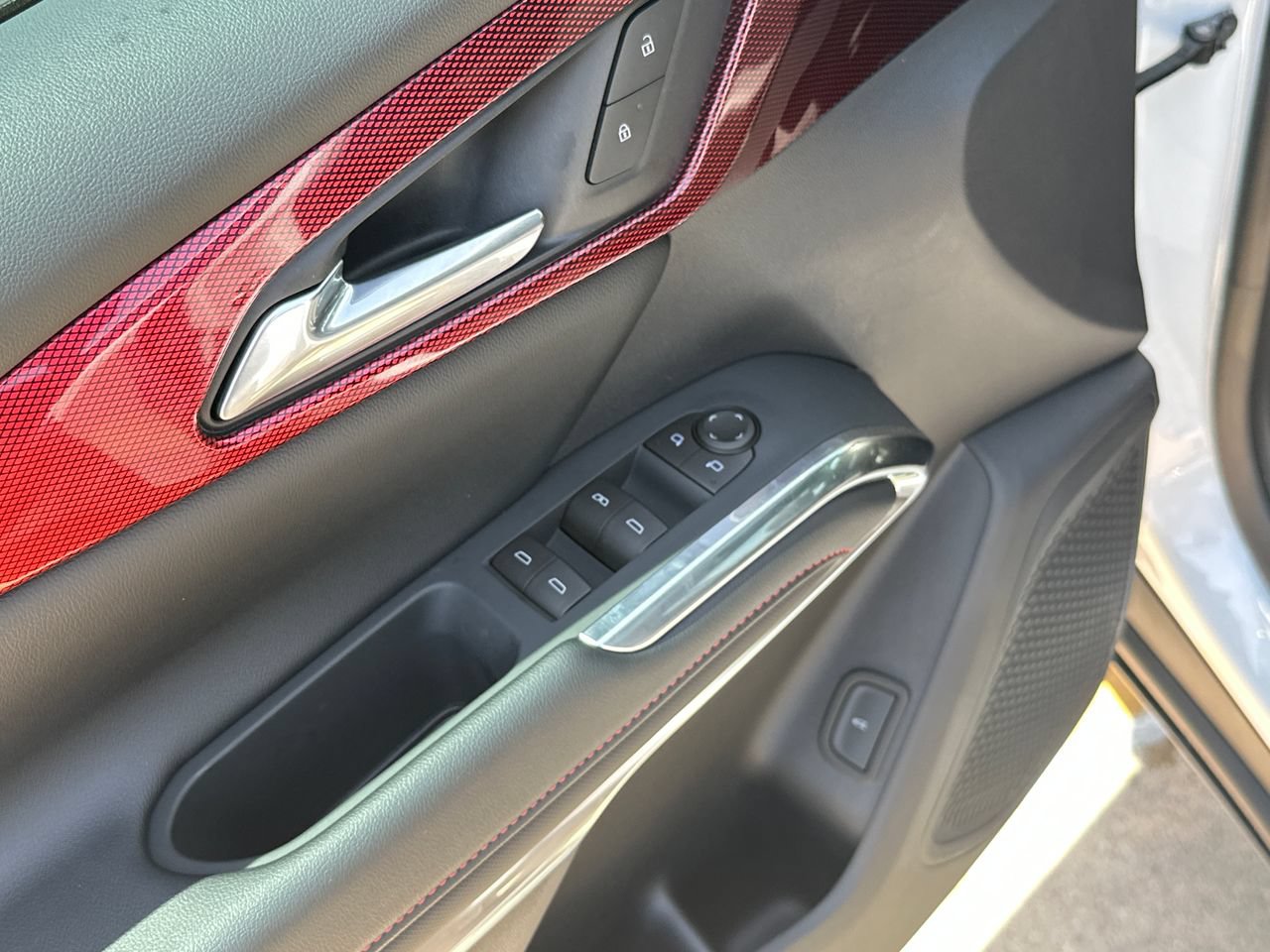 2026 Chevrolet Traverse Z71 SUV, photo 12