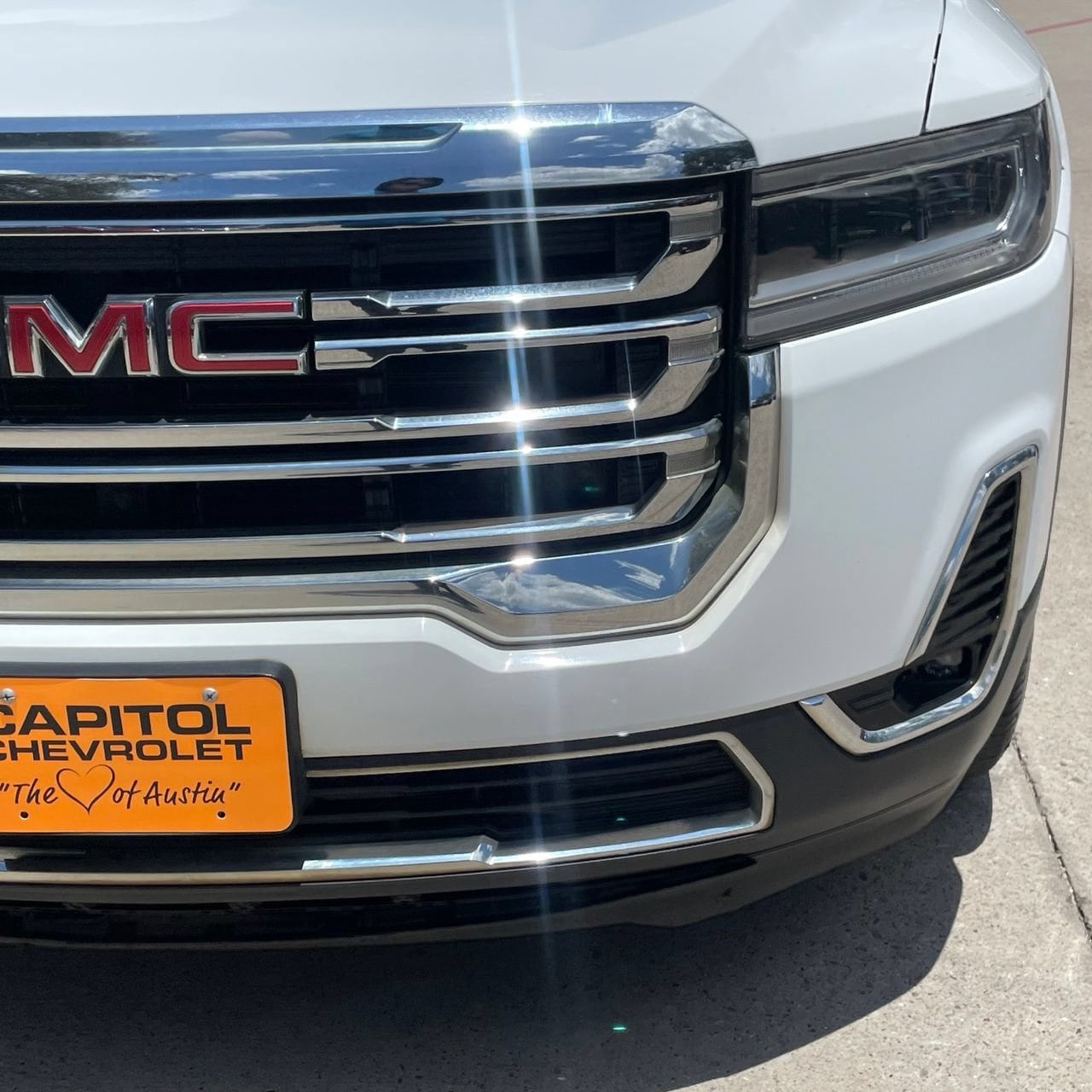 2023 GMC Acadia SLT - Photo 7