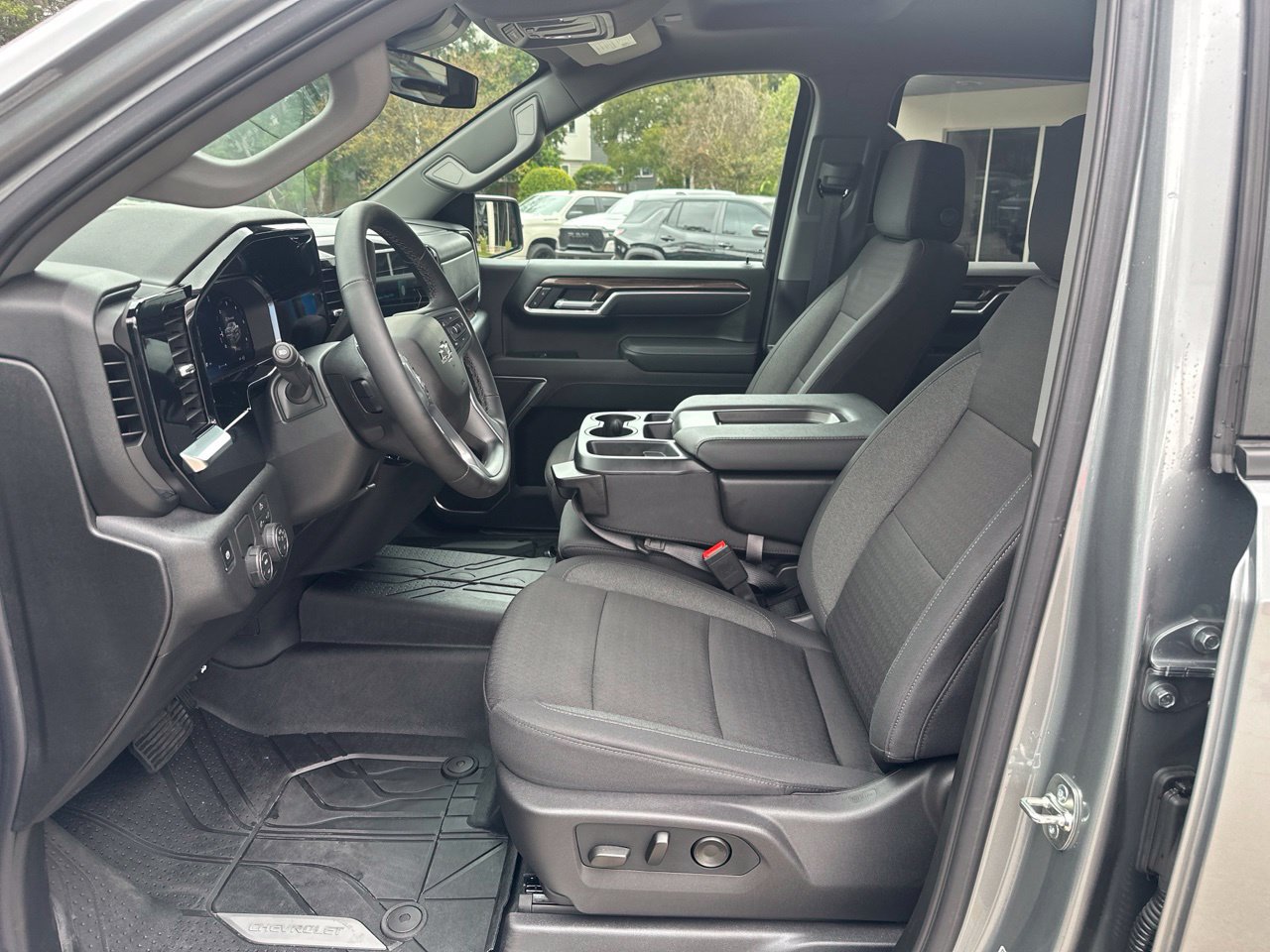 2026 Chevrolet Silverado 1500 RST - Photo 9