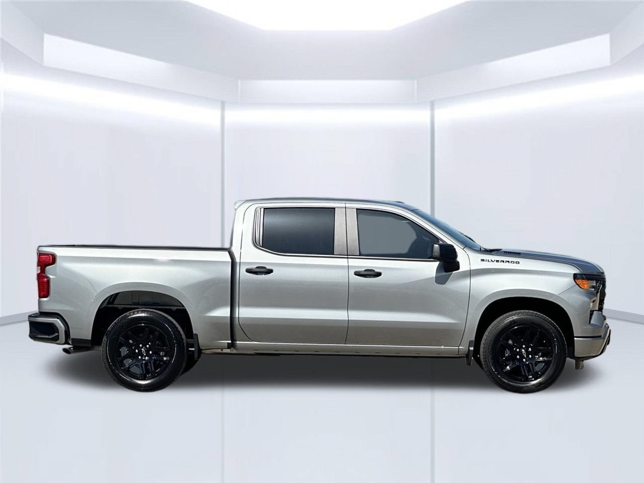 2026 Chevrolet Silverado 1500 Custom - Photo 10