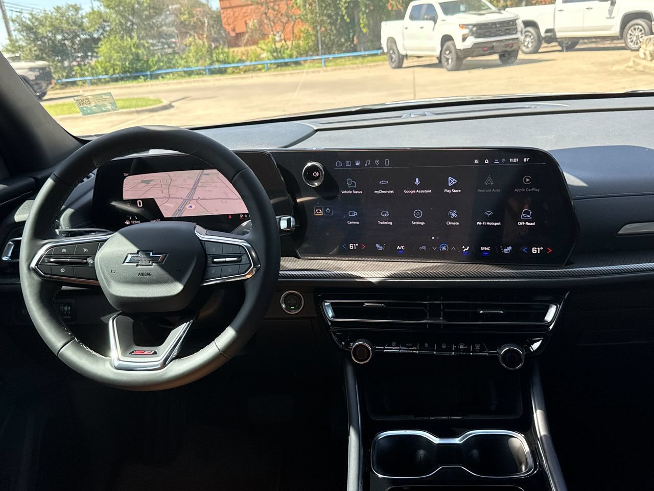 2027 Chevrolet Traverse Z71 SUV, photo 12