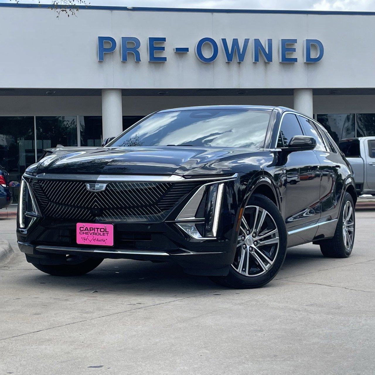Used 2024 Cadillac LYRIQ Luxury 1 with VIN 1GYKPPRK3RZ110044 for sale in Austin, TX