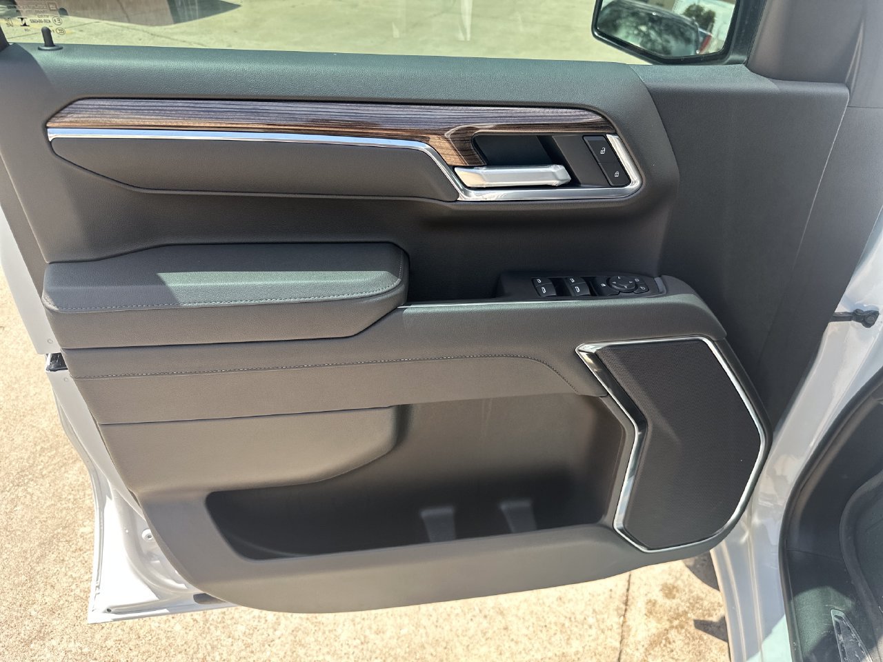 2026 Chevrolet Silverado 1500 LT - Photo 11