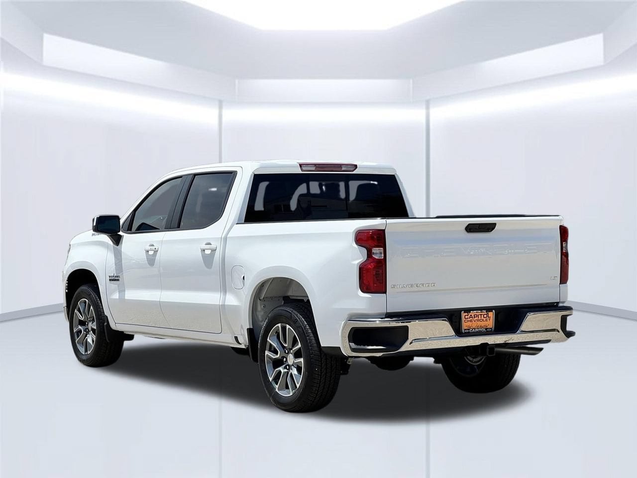 2026 Chevrolet Silverado 1500 LT - Photo 5
