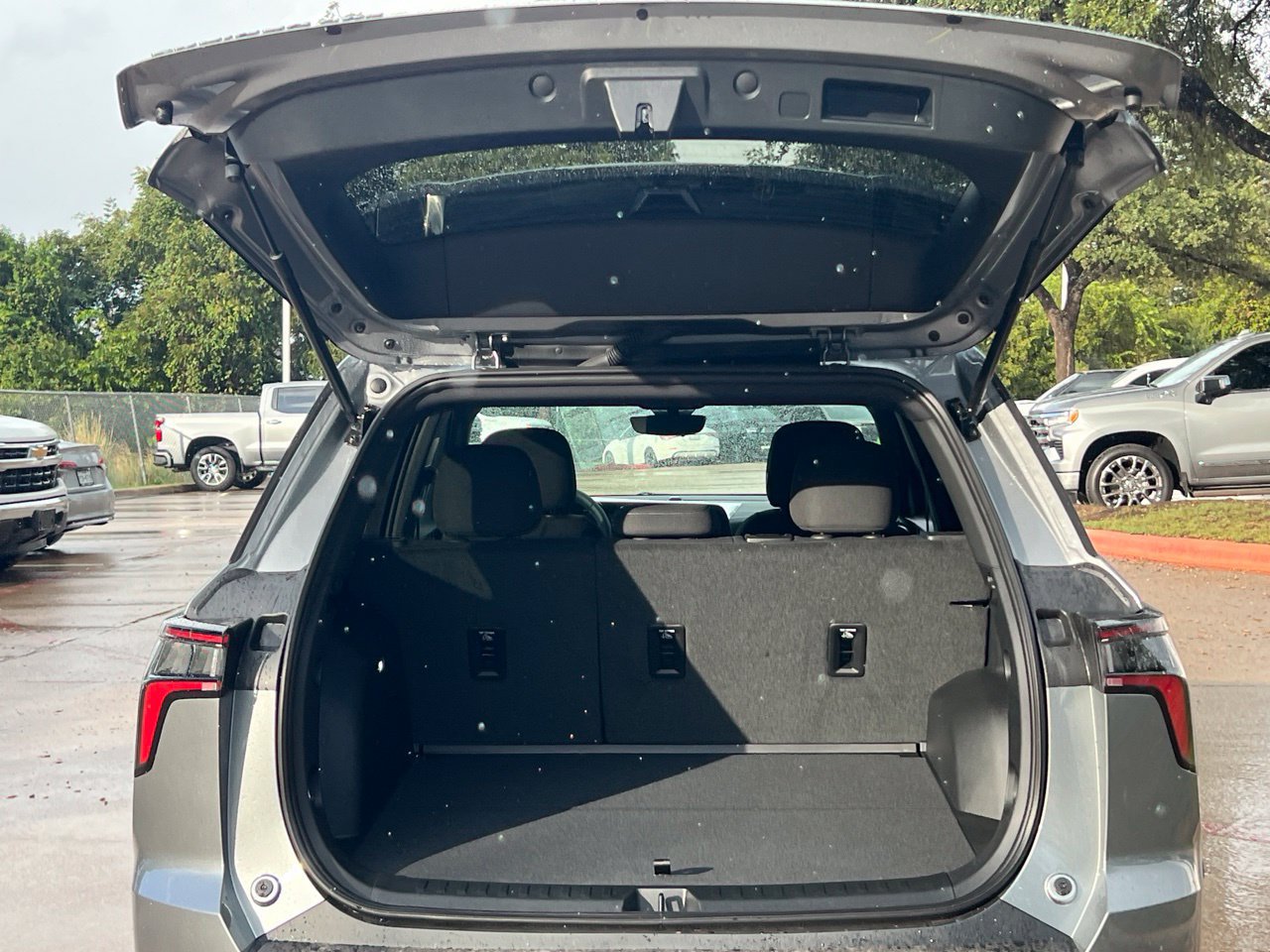 2027 Chevrolet Equinox LT - Photo 23