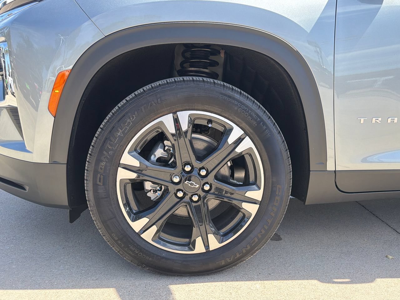 2027 Chevrolet Traverse LT - Photo 27