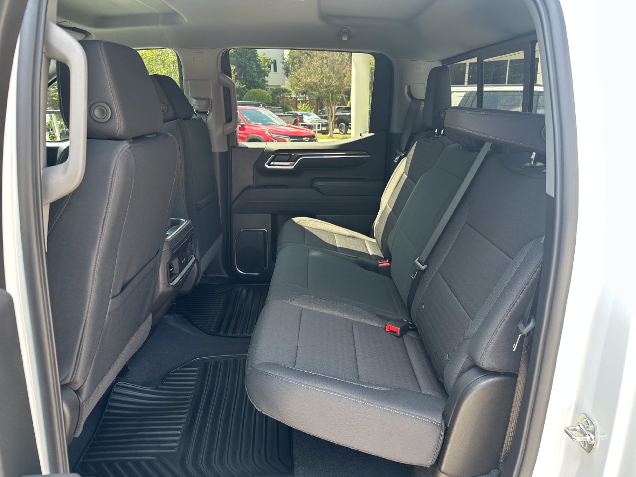 2026 Chevrolet Silverado 1500 LT - Photo 25