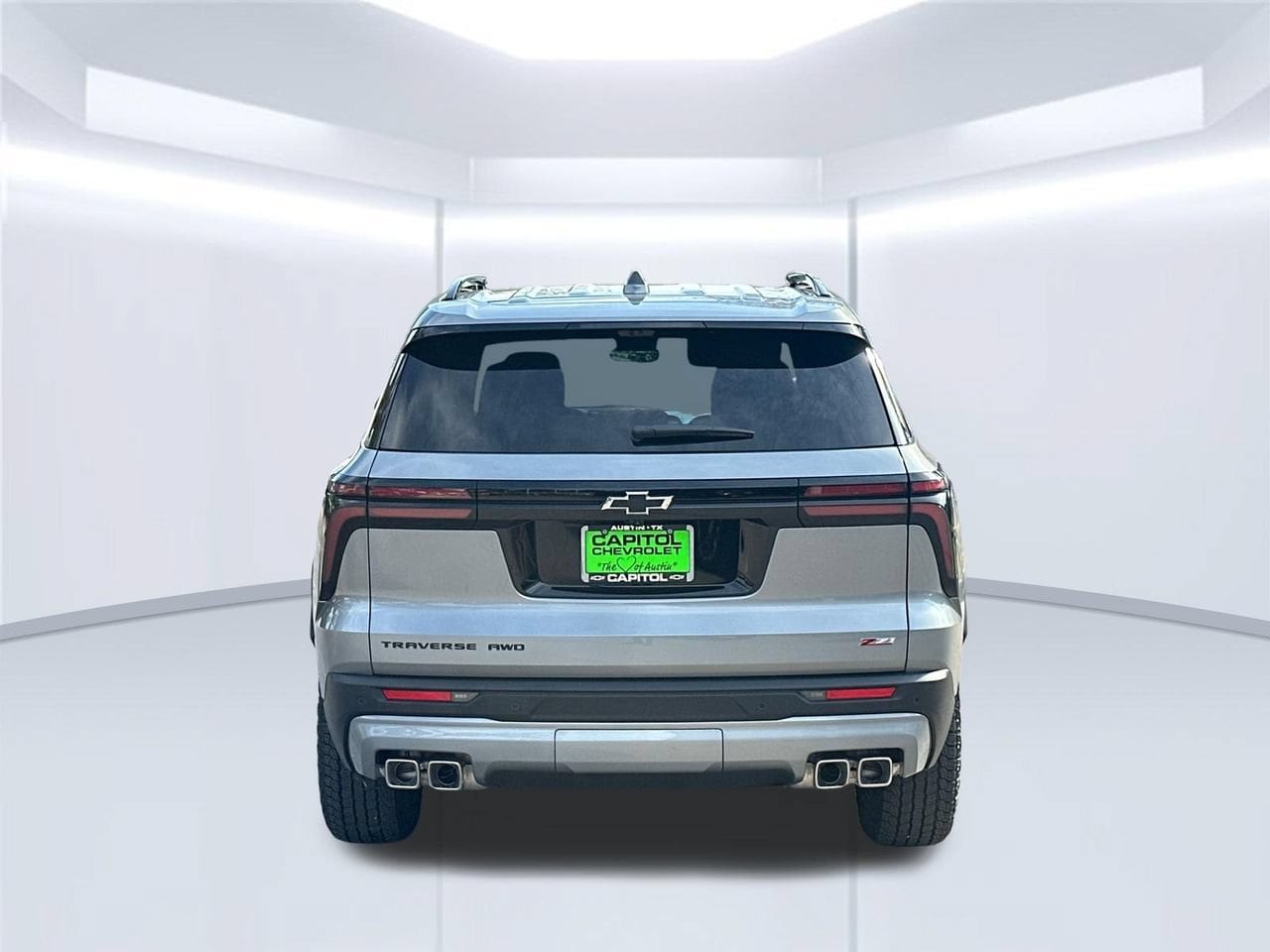 2027 Chevrolet Traverse Z71 SUV, photo 5