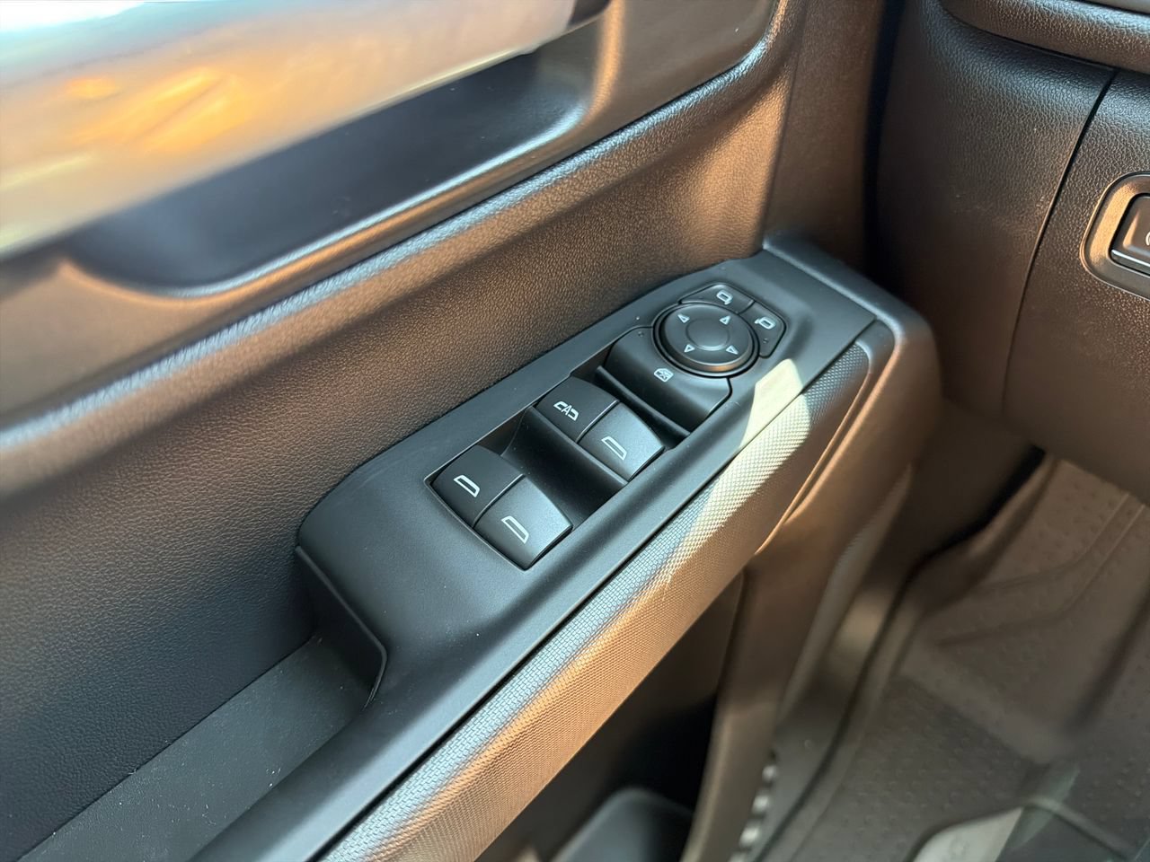 2026 Chevrolet Silverado 1500 Custom - Photo 10