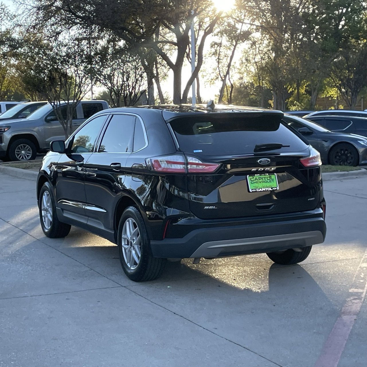 2024 Ford Edge SEL photo 3