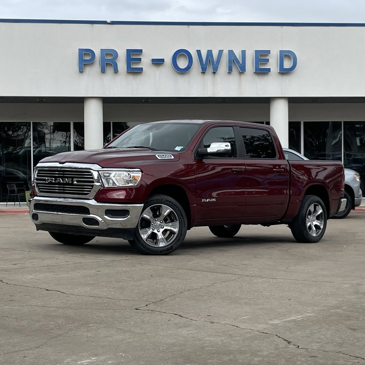 2024 RAM Ram 1500 Pickup Laramie's photo