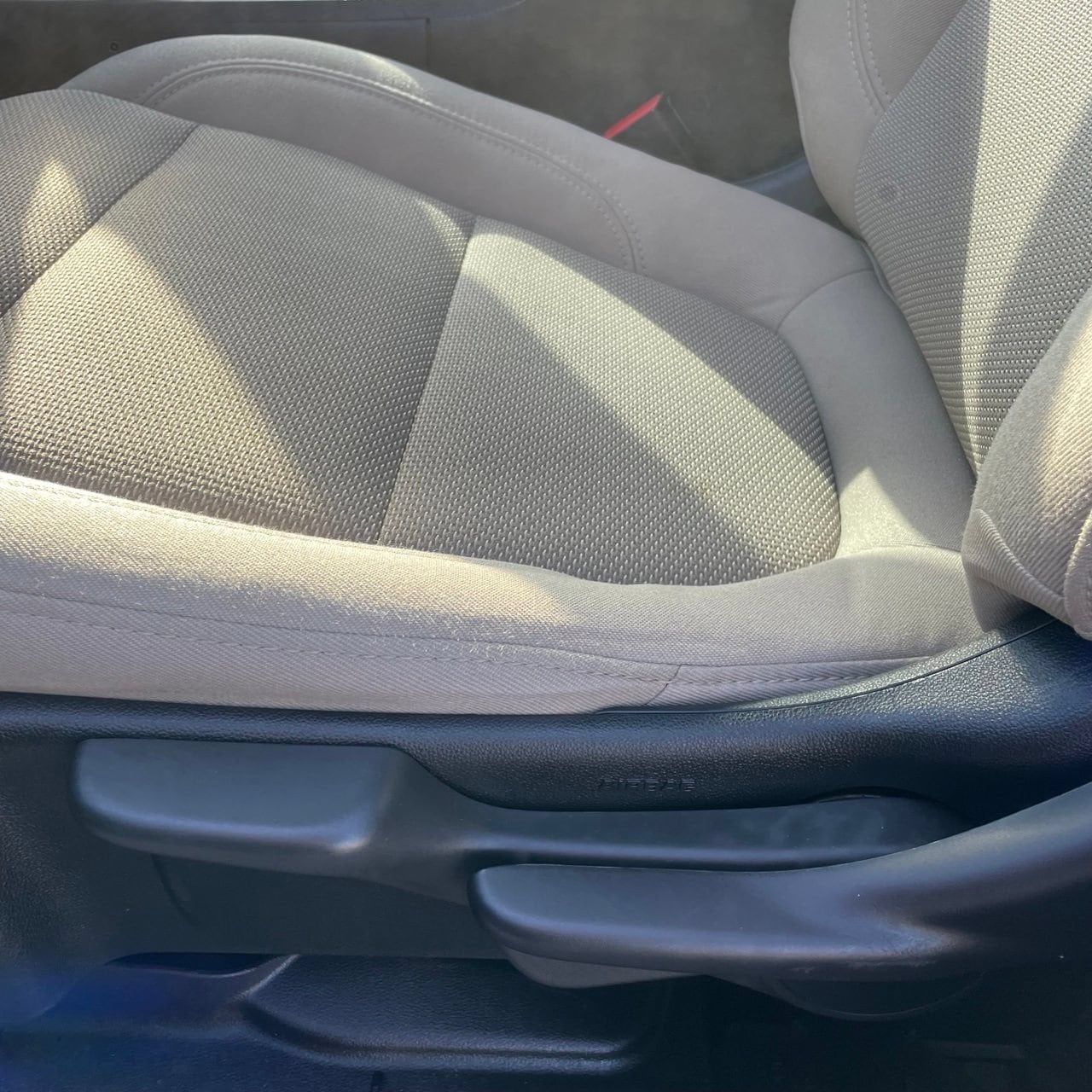 2023 Chevrolet Traverse LS - Photo 22