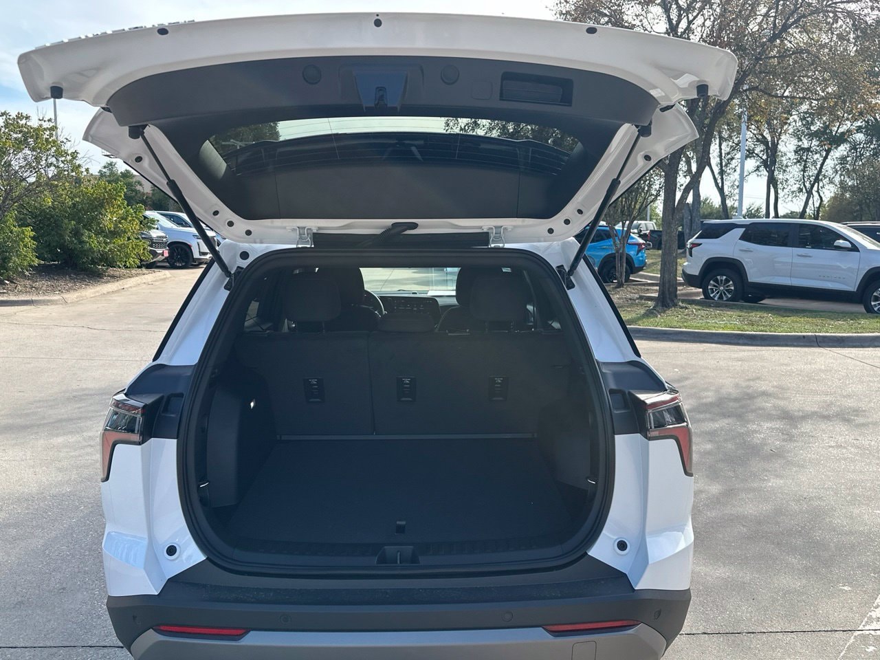 2027 Chevrolet Equinox LT SUV, photo 29