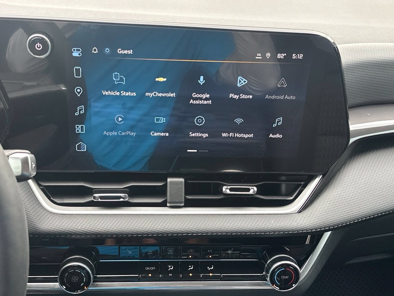 2027 Chevrolet Equinox LT - Photo 18