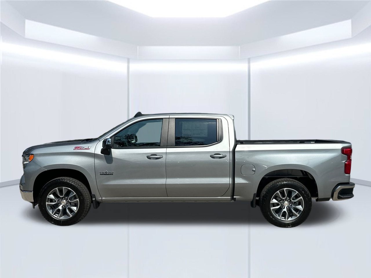 2026 Chevrolet Silverado 1500 LT - Photo 2