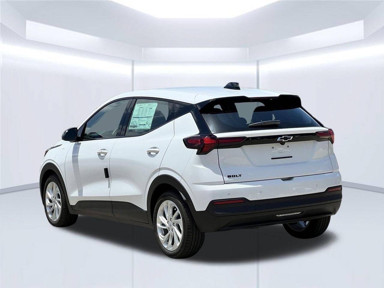 2027 Chevrolet Bolt LT, photo 5