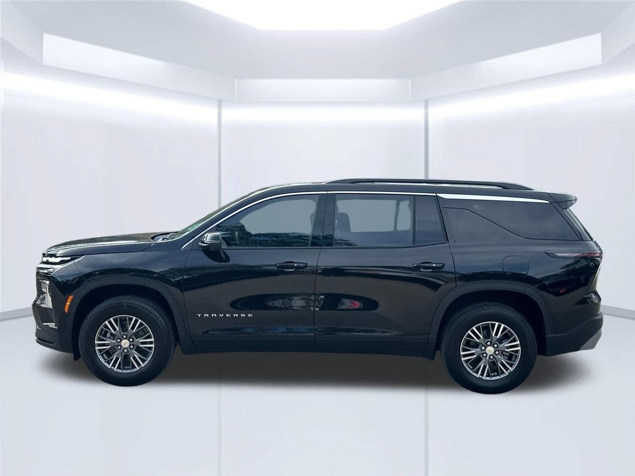 2027 Chevrolet Traverse LT SUV, photo 3