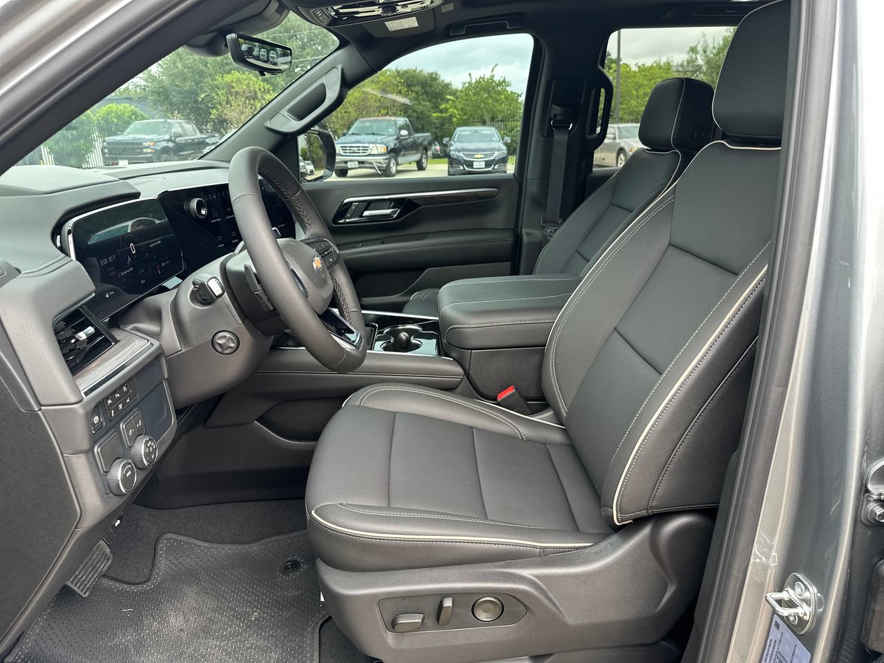 2026 Chevrolet Tahoe Premier SUV, photo 9