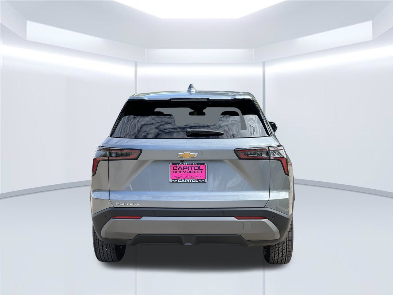 2027 Chevrolet Equinox LT - Photo 4