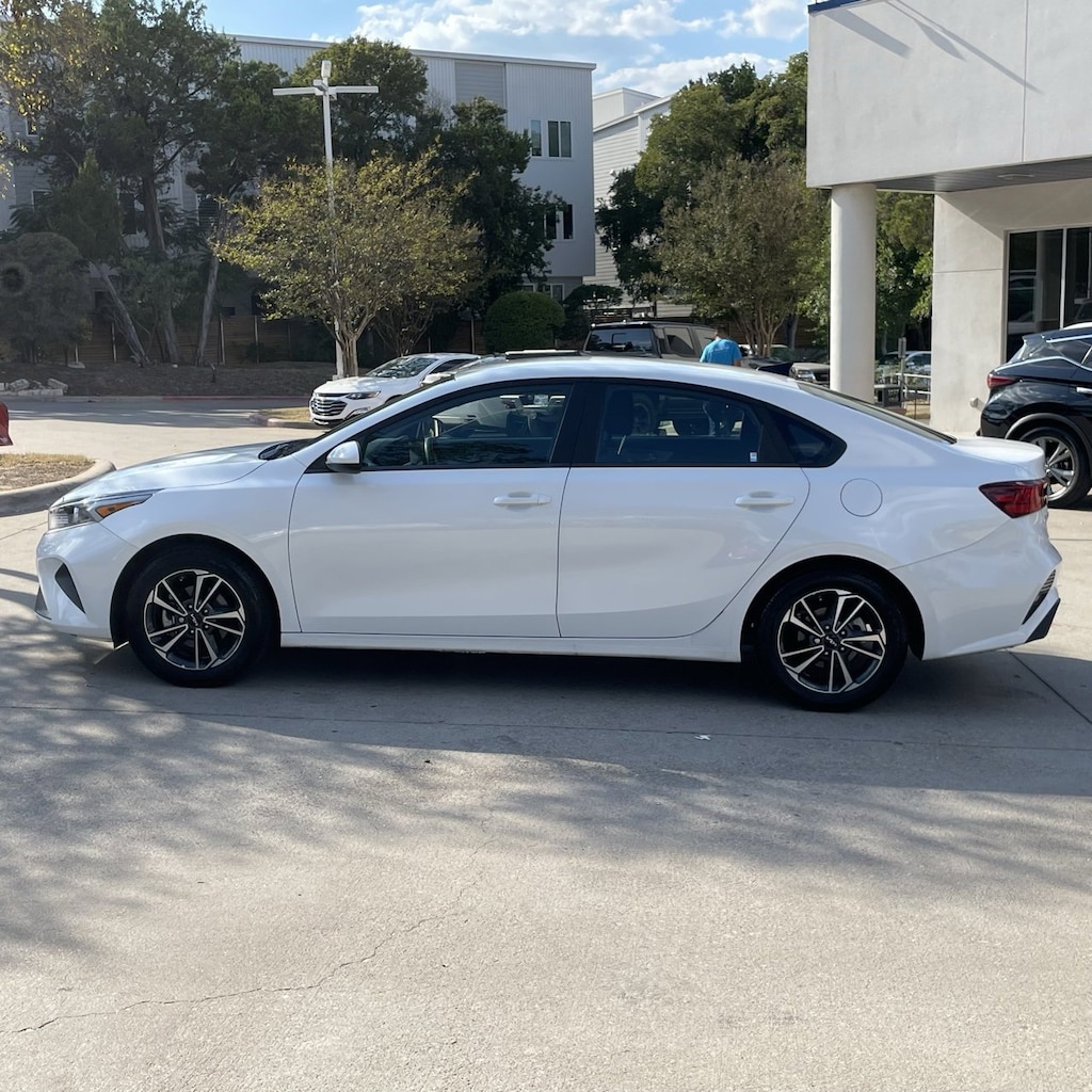 Used 2024 Kia Forte LXS Sedan