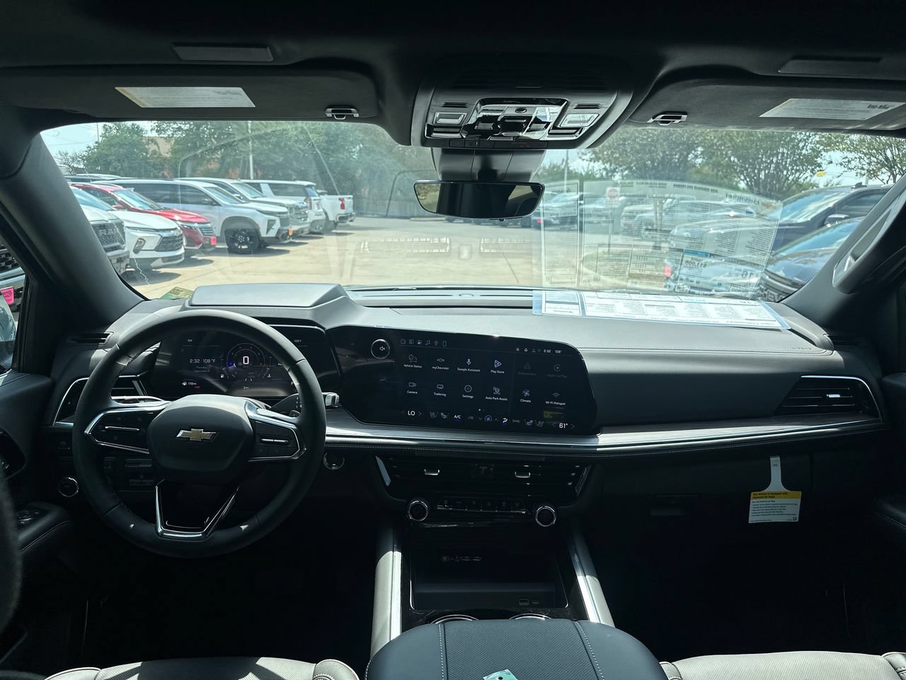 2026 Chevrolet Suburban Premier SUV, photo 13