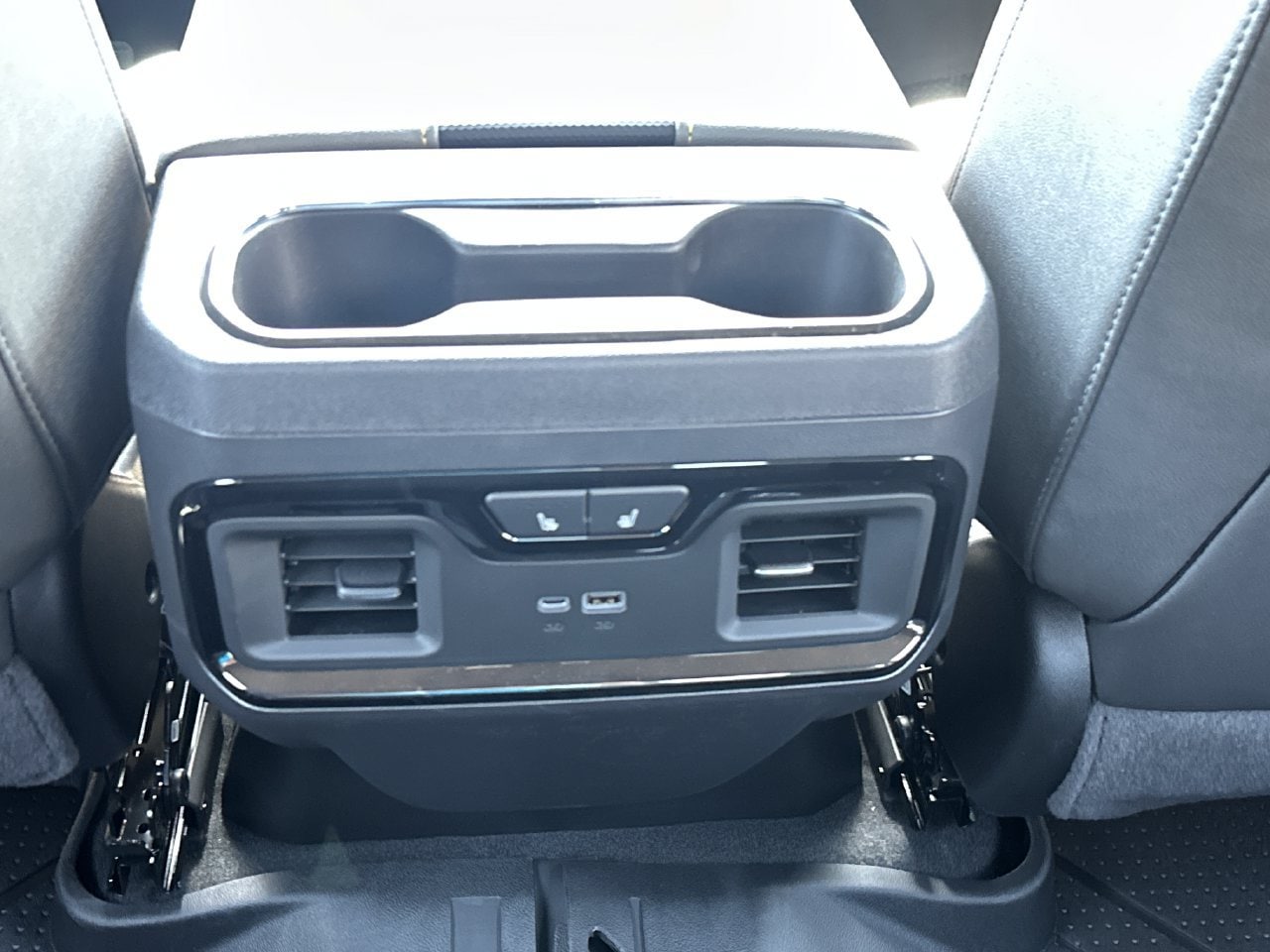 2026 Chevrolet Silverado 1500 ZR2 Truck, photo 29